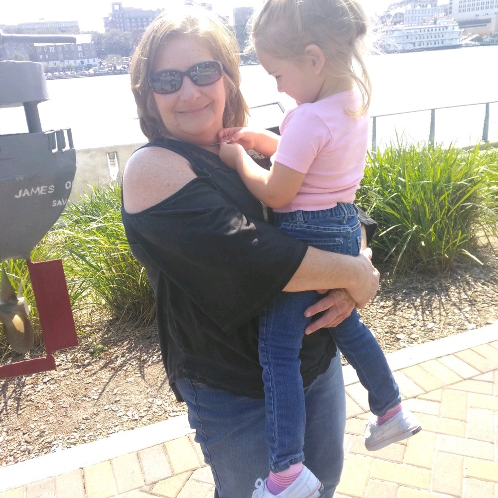 Meet your Posher, Angie